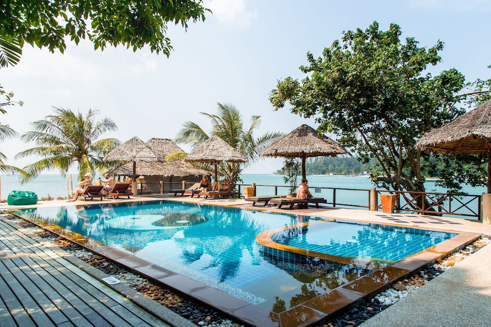 Loyfa BetterLife Retreats - Hostel view 4