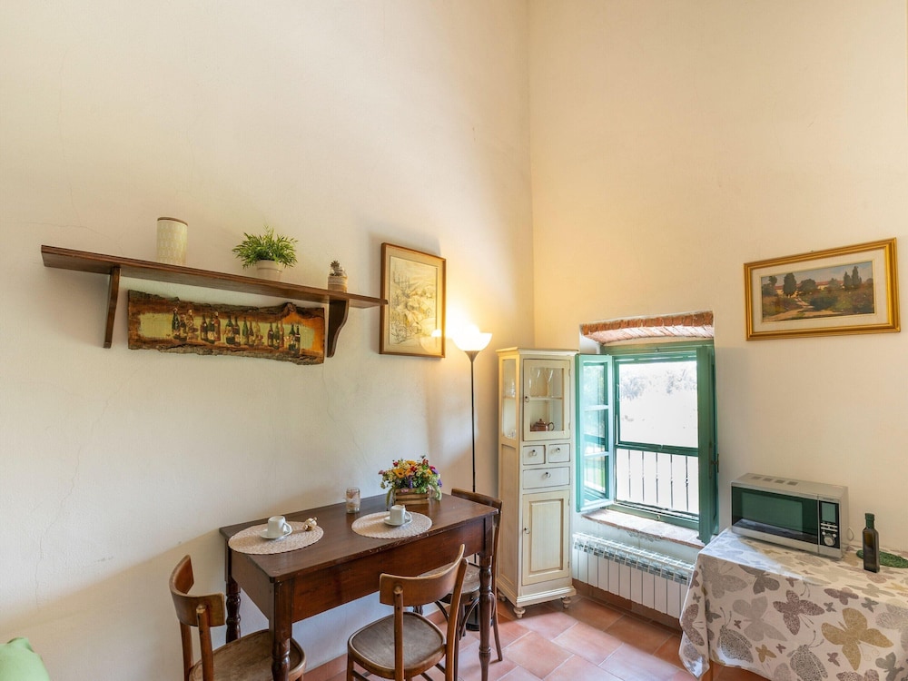 Apartment in Tuscany Near Pisa and Beaches