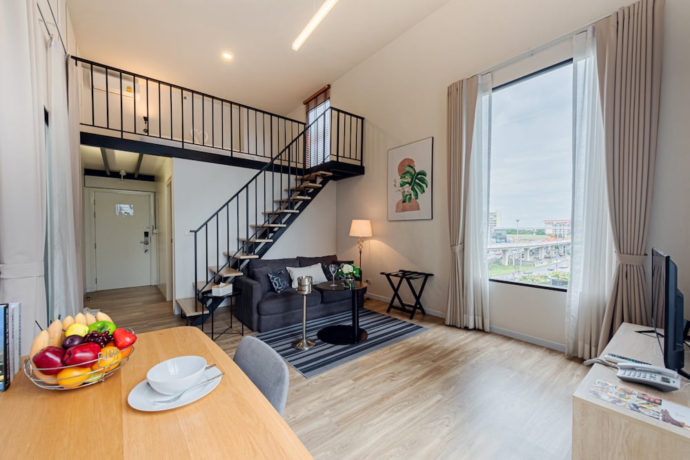 Hotel SureStay by Best Western Bangkok Ramintra - Image 1