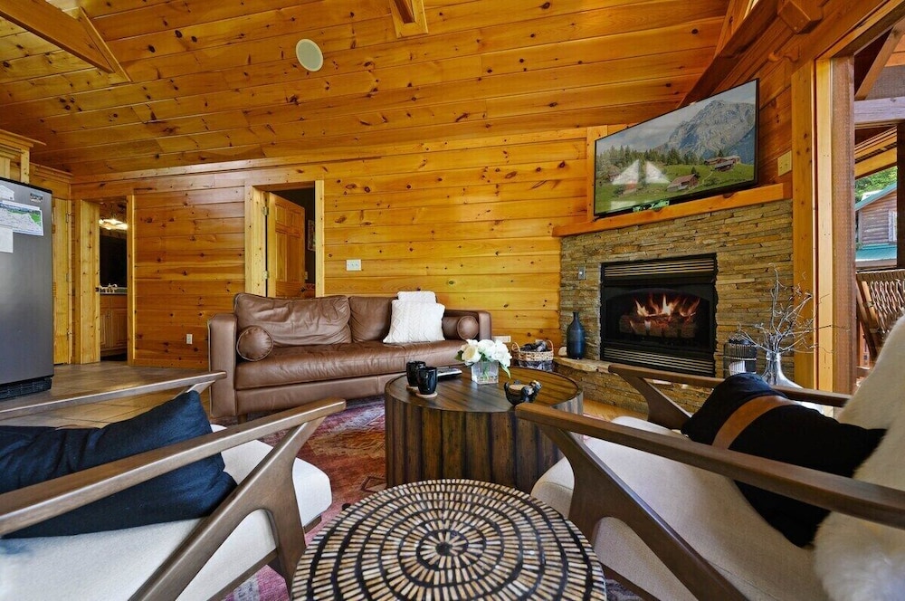 Cabin On A Cloud