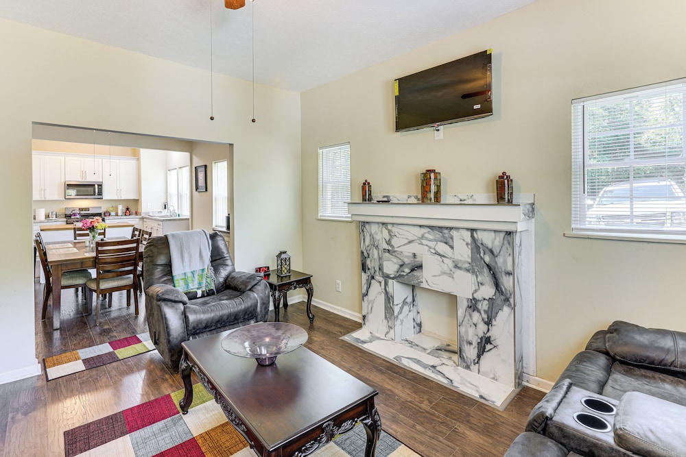 'doris & Susan's Place' - Historic Tuskegee Home