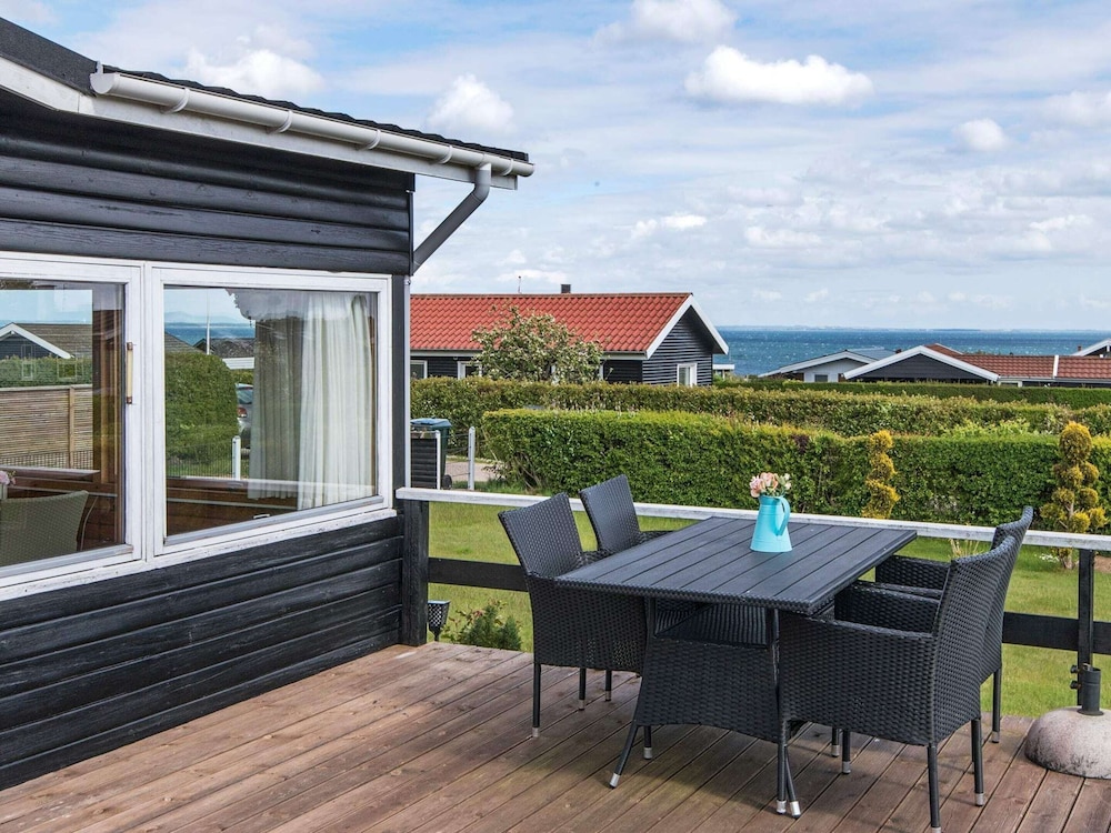 Panoramic Cottage Retreat-by Traum view 3