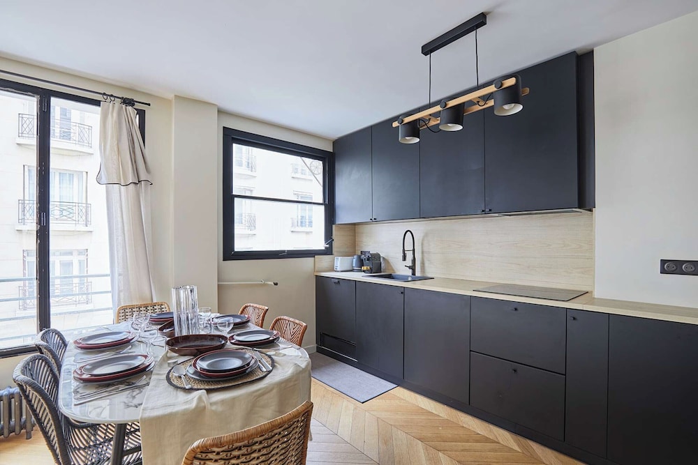 Superb Apartement Tour Eiffel Invalides