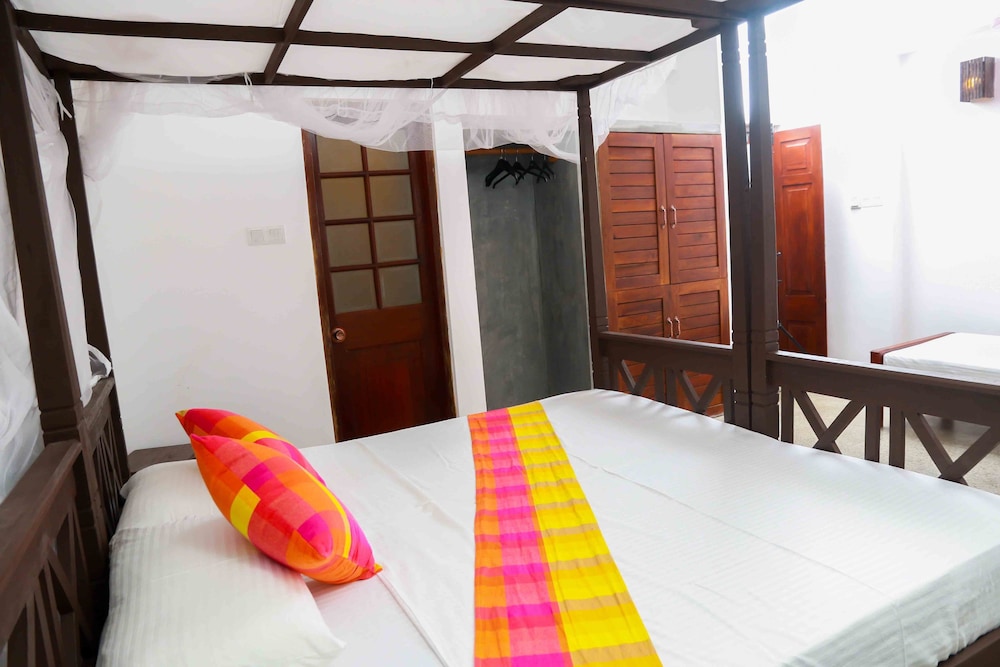 Lagoon Boutique Hotel