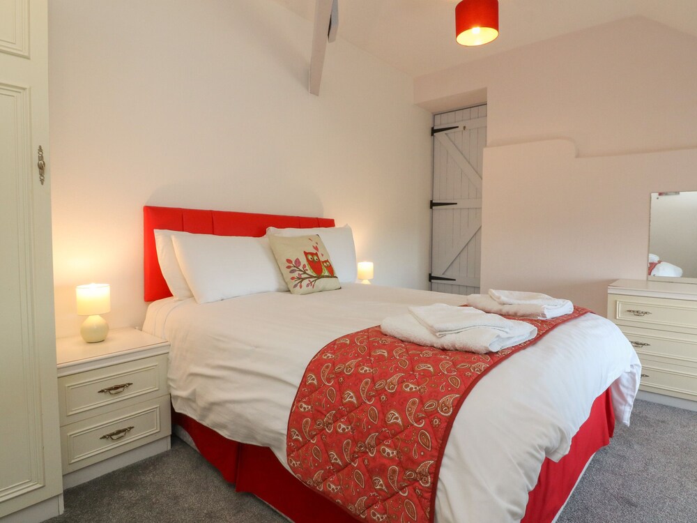 Holsworthy Vacations - The Loft - Property Image 4