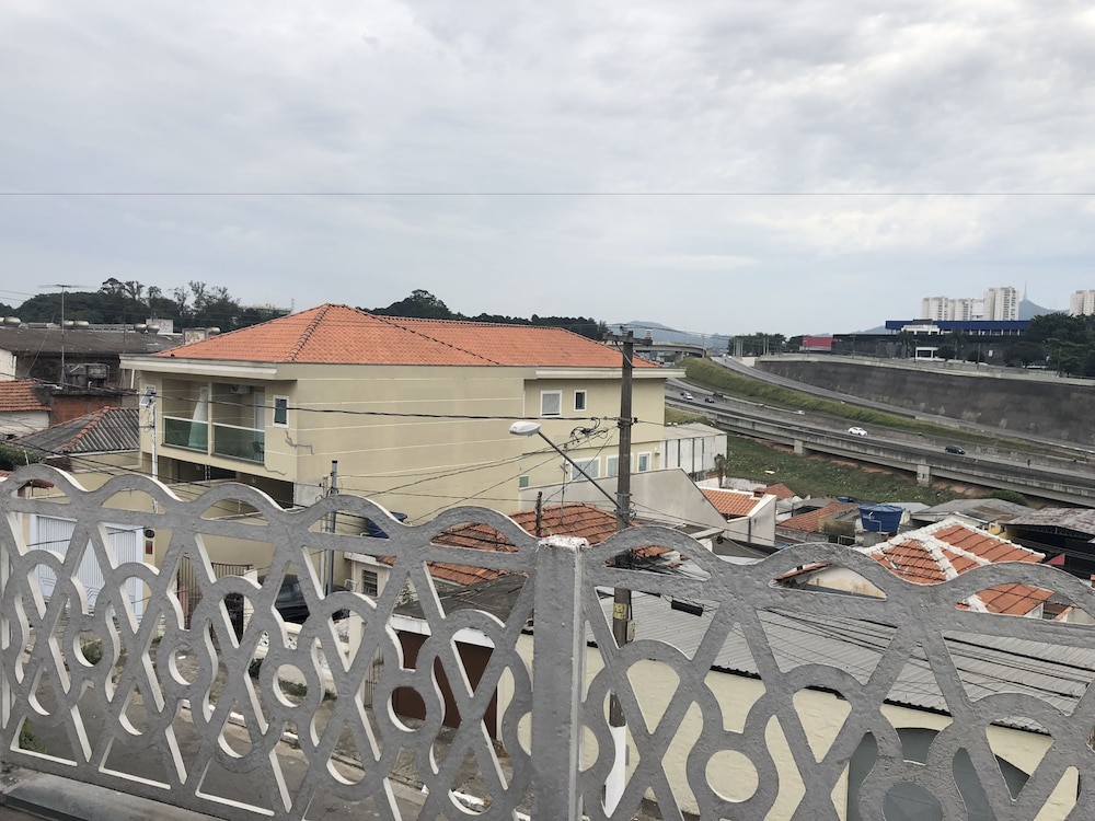 Brazil & France Hostel and House Inn
