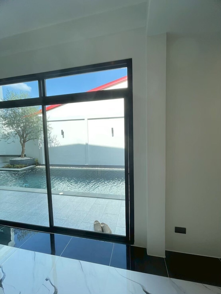 Modern Zen Vibe Pool Villa Phuket