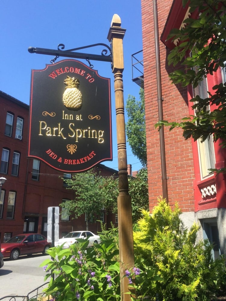 Portland Vacations - Inn at Park Spring - Property Image 3