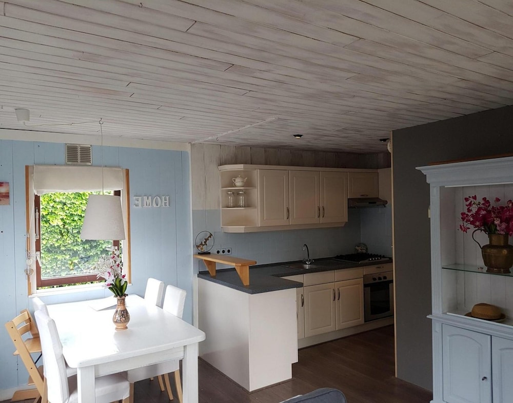Attractive Bungalow Near Beach, Dunes