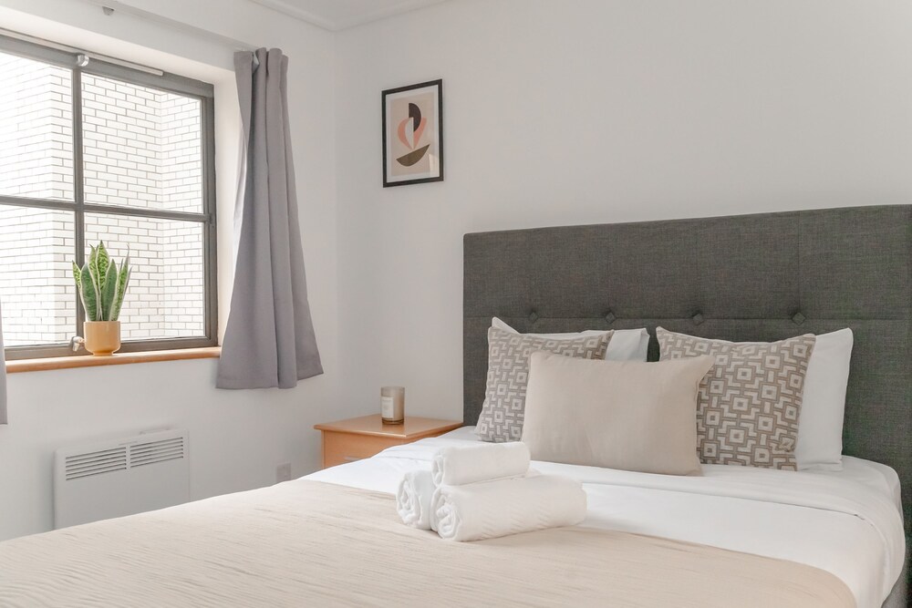 Holborn Penthouse Apartment with Terrace