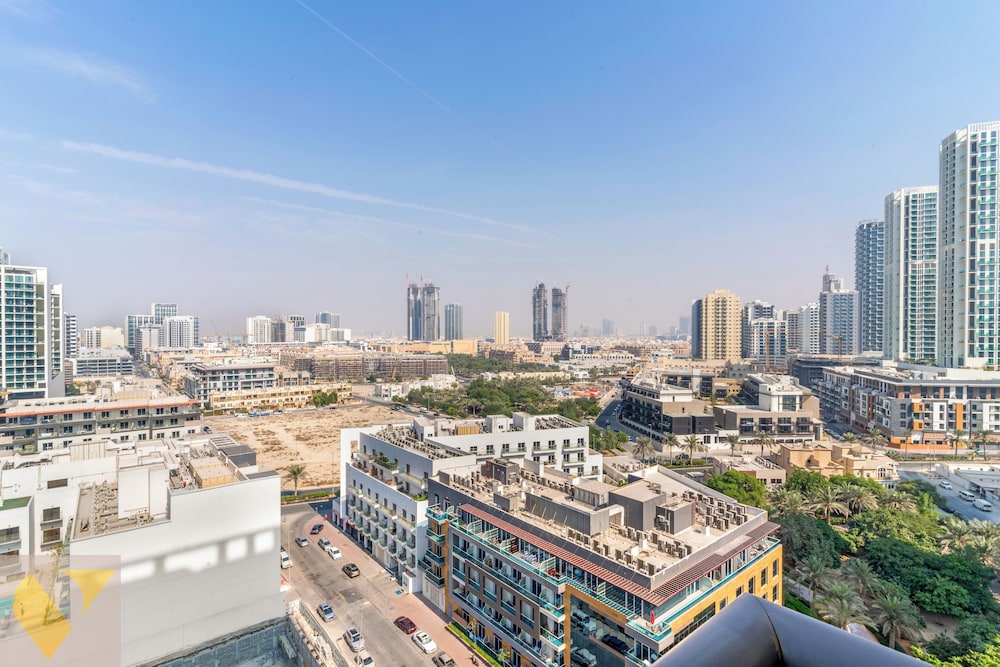 Jeewar JVC near Circle Mall rooftop Pool