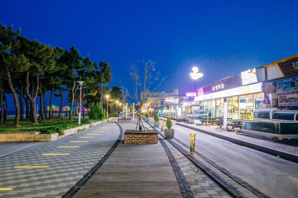 Yangyang Silver Sea Pension view 2