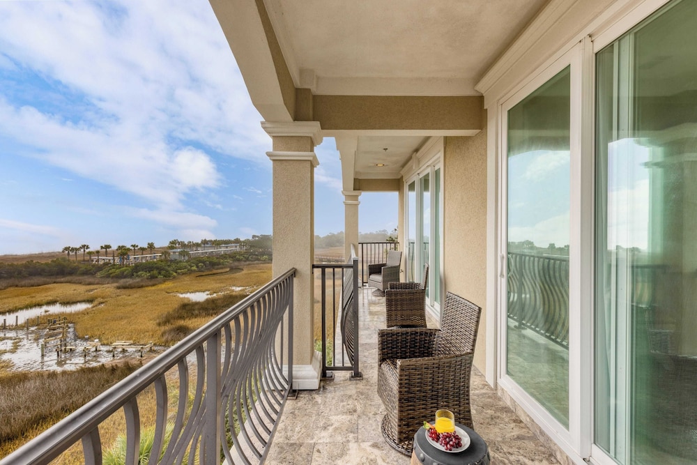 Sleeps 48, 2 Homes w/ Private Beach Access Bradley Circle Buyout by Avantstay