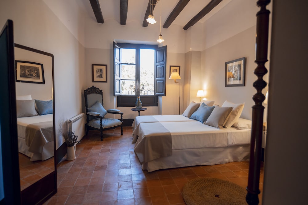 CASTELL GRANADELLA
