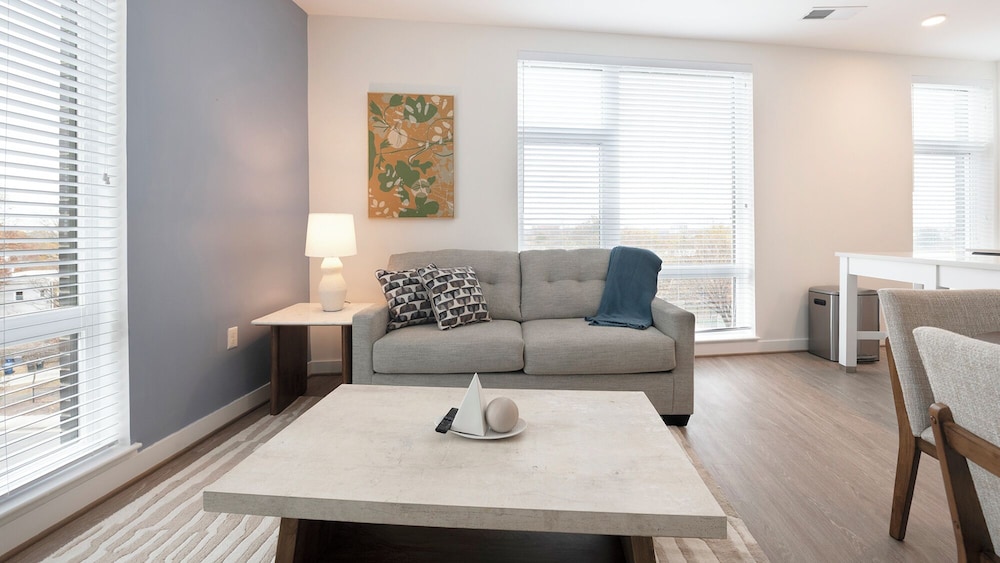 Landing Furnished Apartments - Alexandria