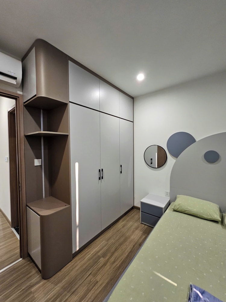 Luxhomes TC1 Canopy Vinhomes Smart City