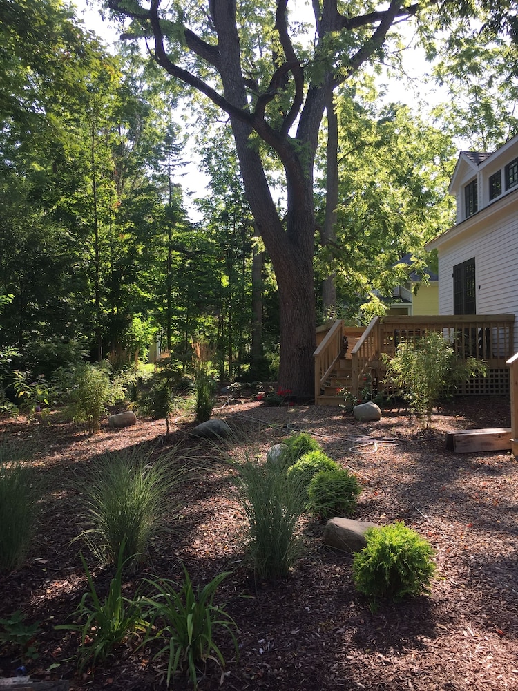 Judson Heath Colonial Inn
