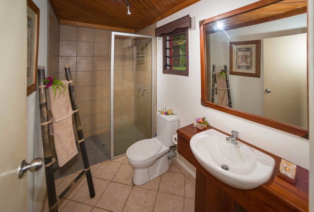 Waidroka Bay Resort