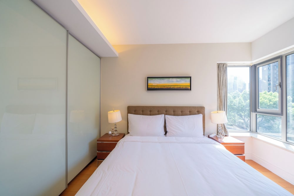 Tyms Cozy 2BR 1BA Apt Xuhui Metro