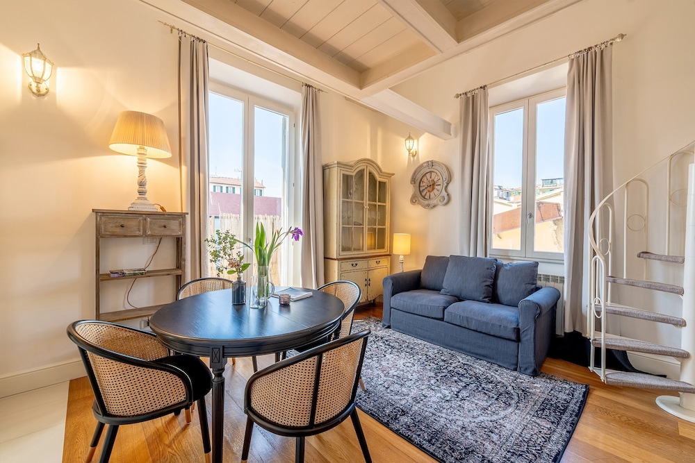 Luxury Apartment in Florencia Scarlatti