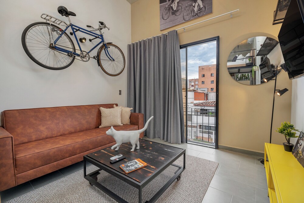 Apartamentos La Joaquina by HOUSY HOST