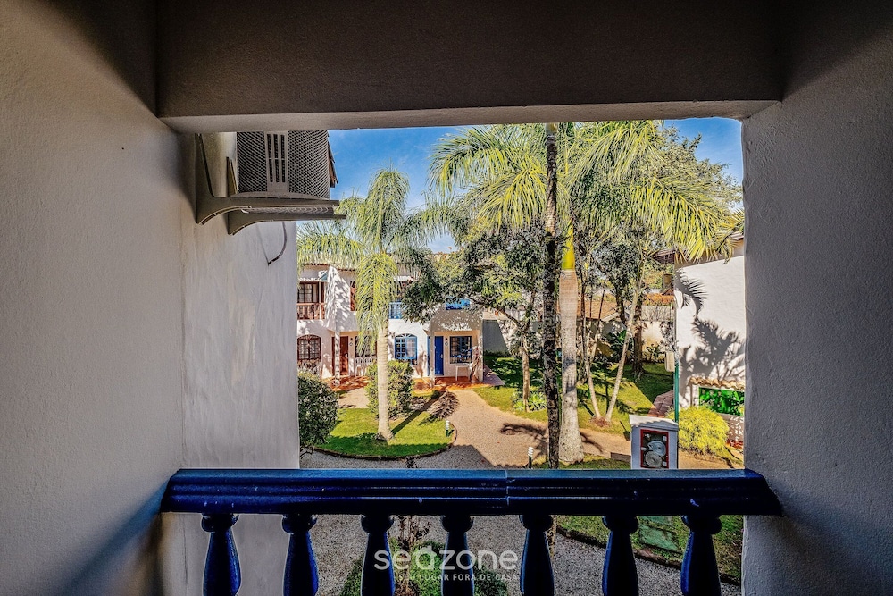 Apt Beautiful Condominium Foot on the Sand Rpb038