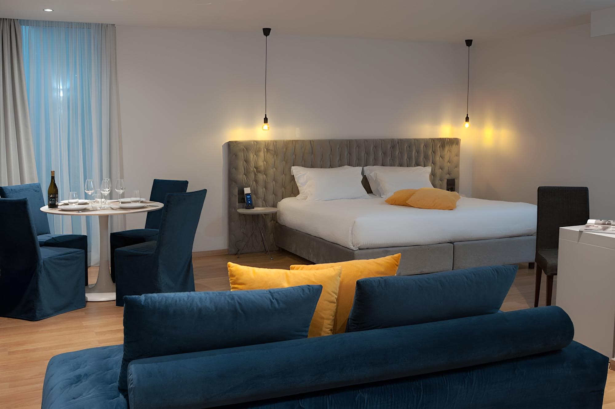 Athenaeum Palace & Luxury Suites