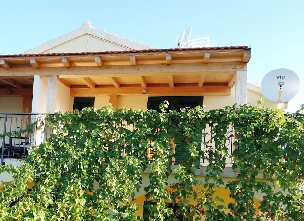 Ljuba - 200m From Beach - A1-istočni view 5