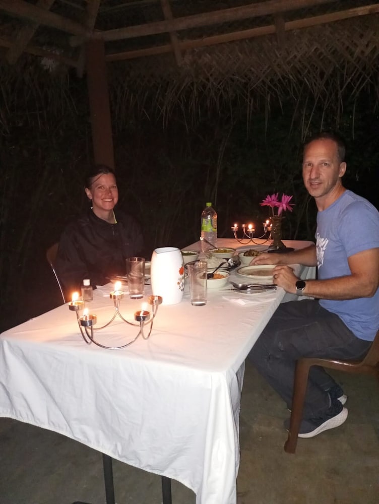 Podi Hoona Yala Safari Camp
