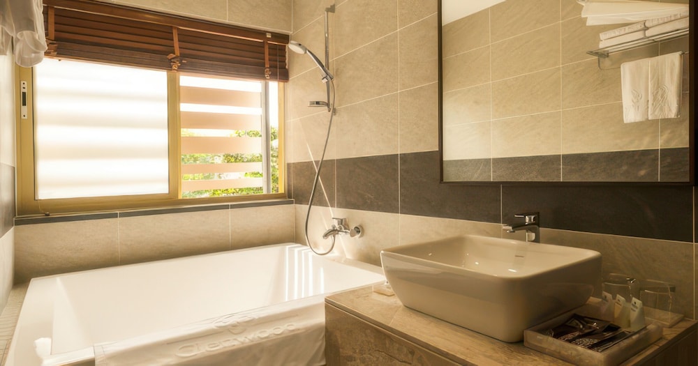 Première Apt Suite - Glenwood Thao Dien