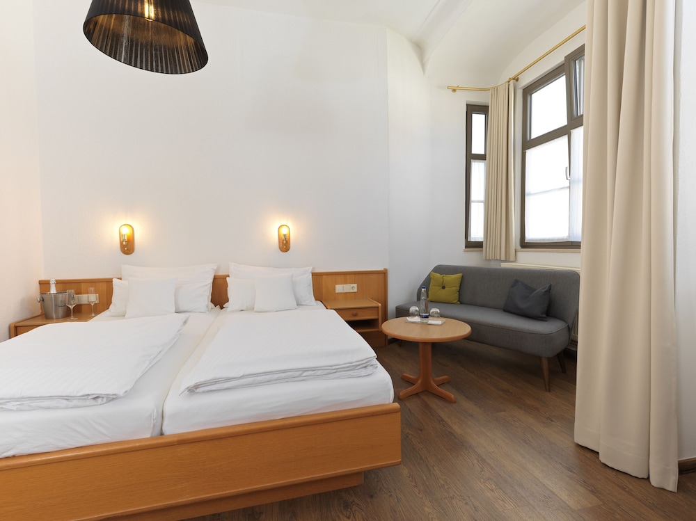Lodner Genieerhotel Drei Mohren - Property Image 1