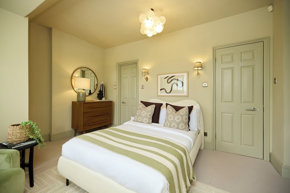 Belsize Park Eton Elegance