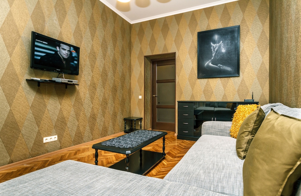 Alma Apartments