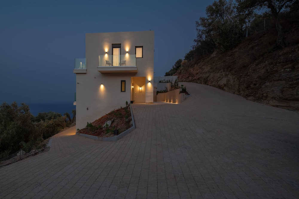 Luxury Villa Vie