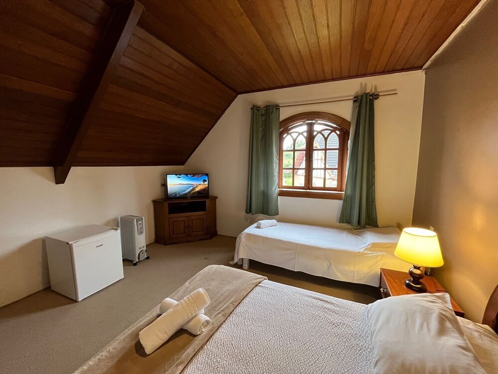 Cerejeira Guest House
