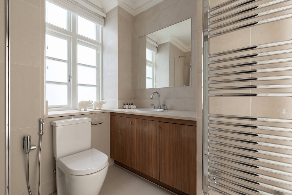 Sloane Court East VI by Onefinestay