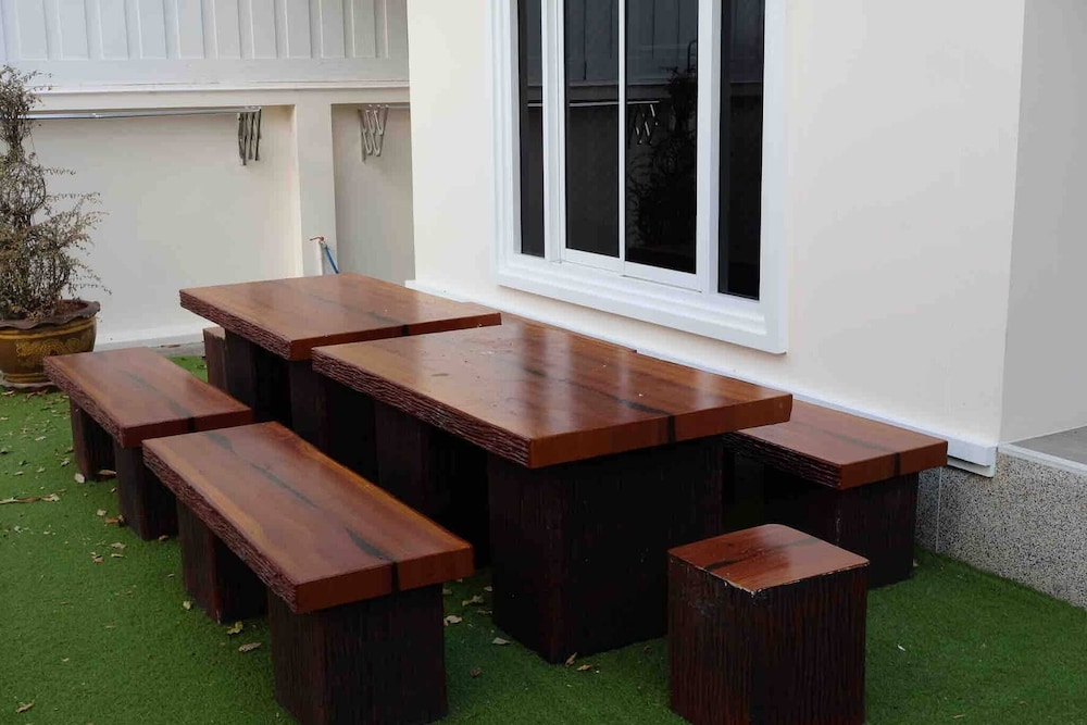 The Natphop Pool Villa Meeting Pool Villa