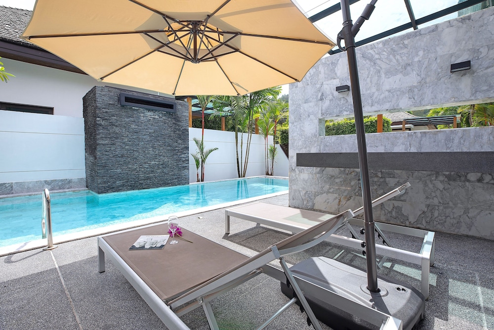 Elegant 3BR Pool Villa Coco B6 in Kamala view 4