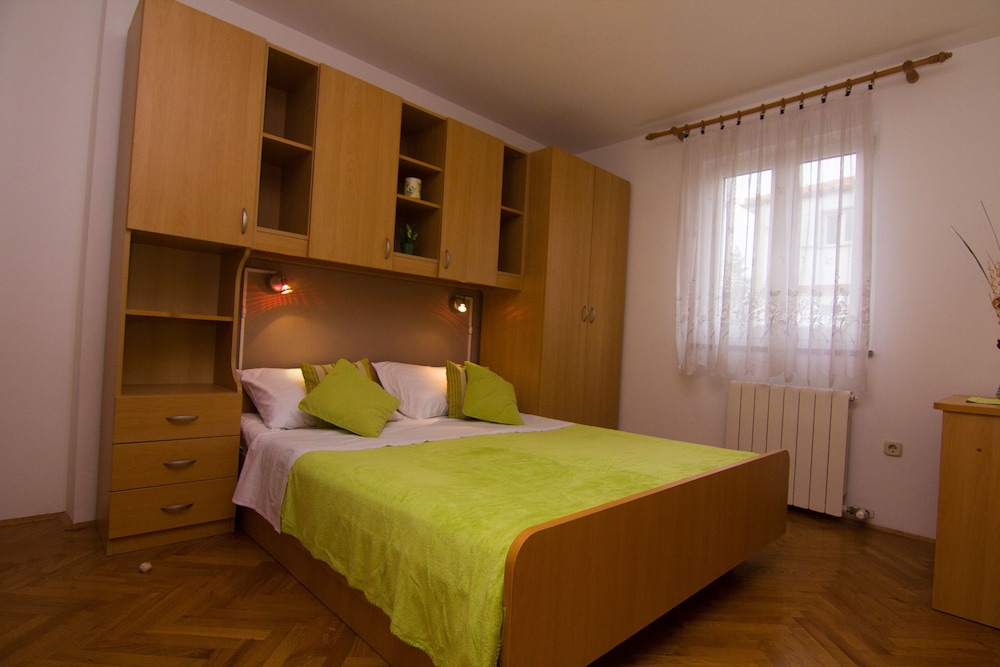 Apartments Dario view 5