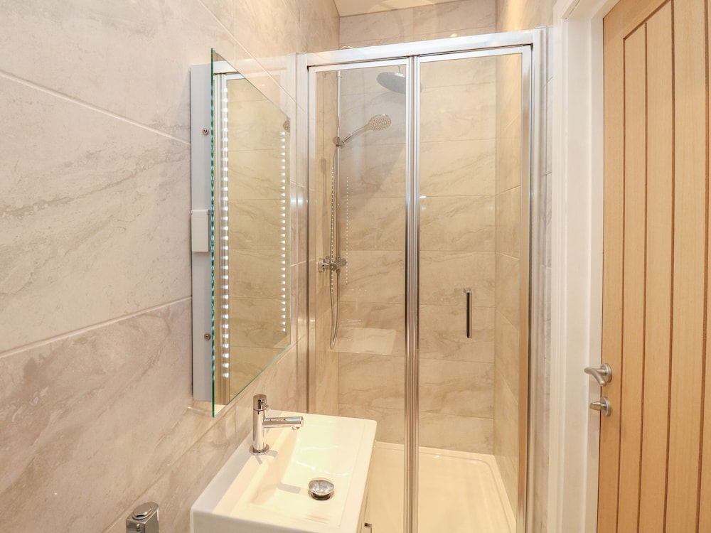 Harbourside Haven Penthouse 2