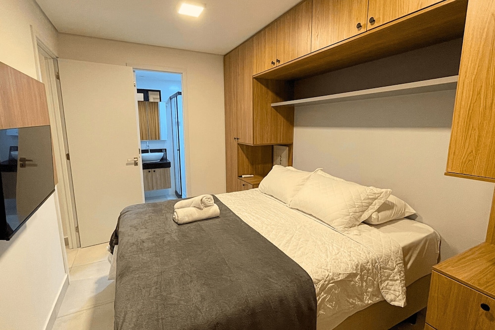 Hyde Park Comfort 1