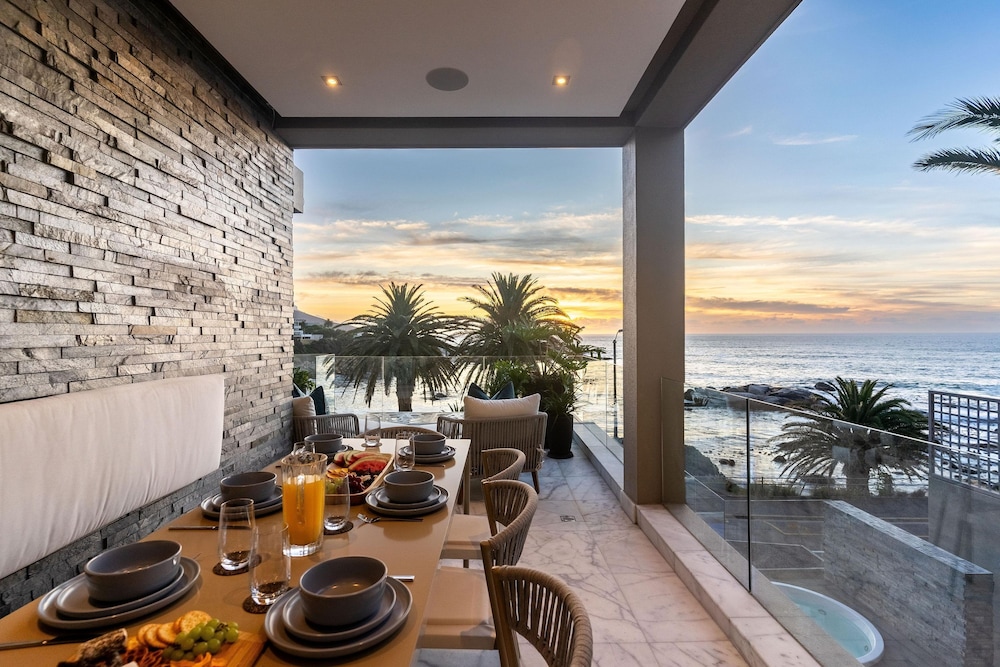 Bakoven Palms Villa - Ultra Lux Villa With Jacuzzi