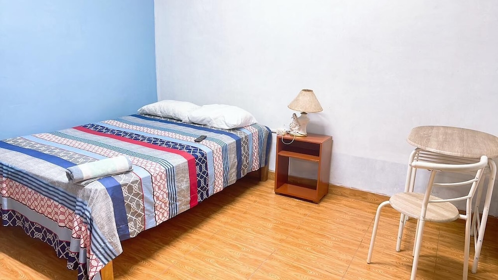 Urcututo House - Hostel view 5