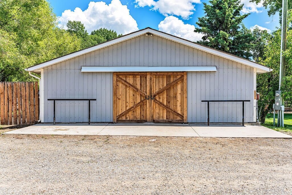 Rocking R Guest Ranch