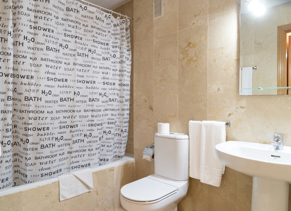 APARTAMENTOS GEMELOS 20 - BENINTER