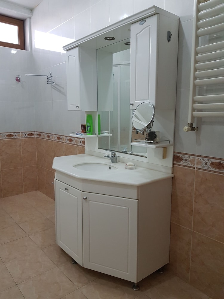 Umair Guest House