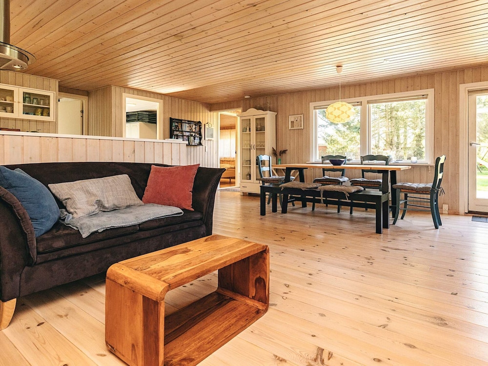 6 Person Holiday Home in Hals