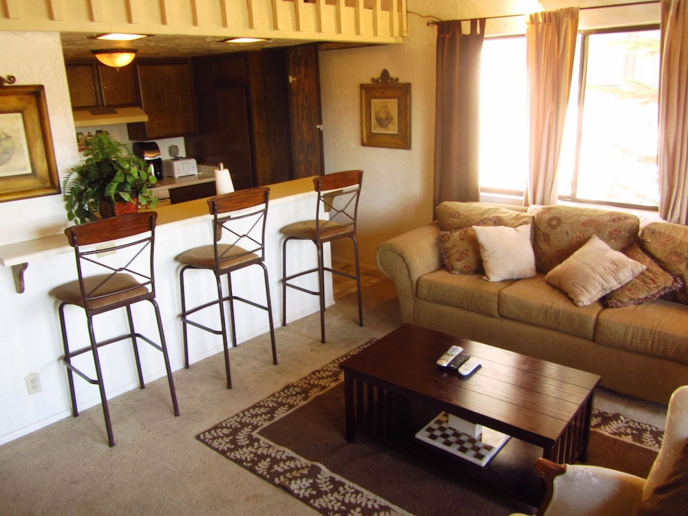 Snow Summit Townhouse Rentals & Sales