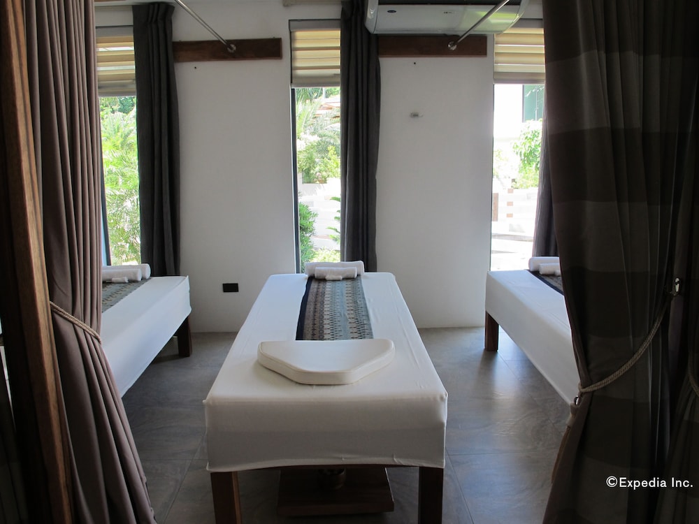Infinity Resort