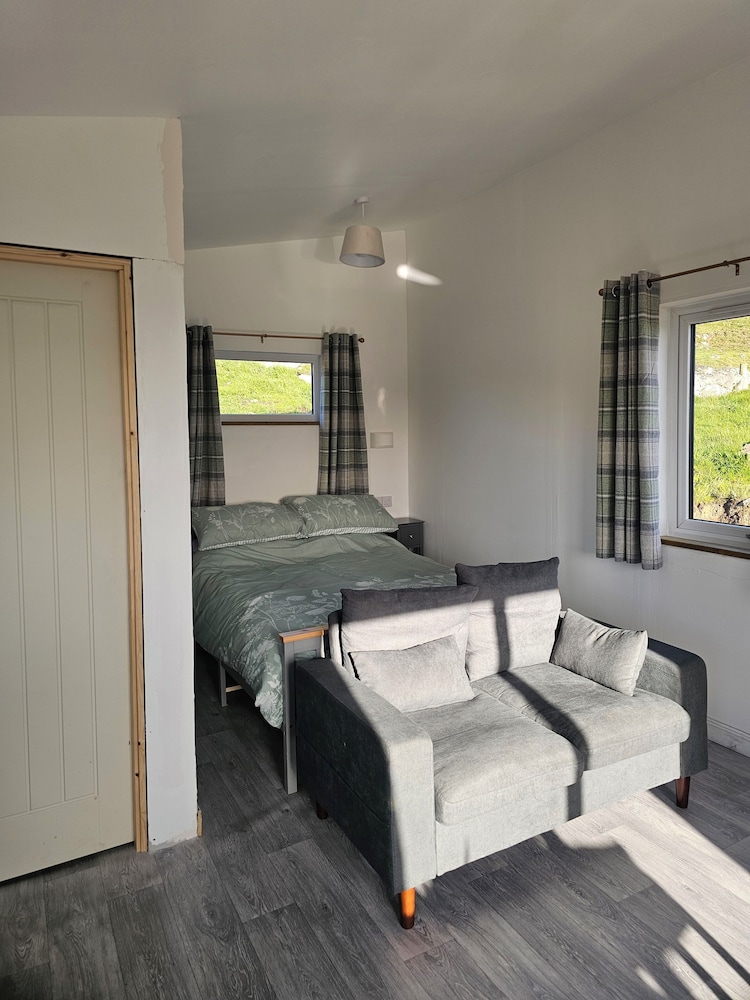 Oldshoremore Croft Cabins